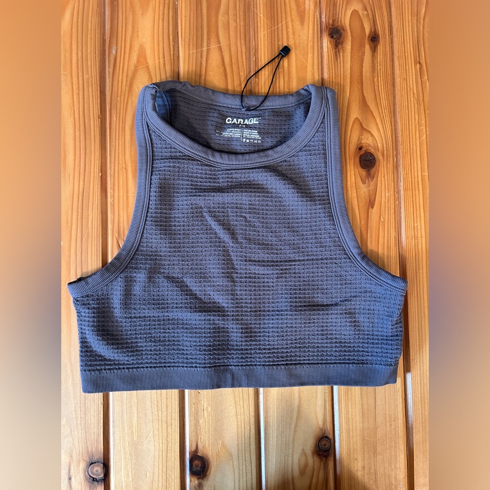 Cropped shirt